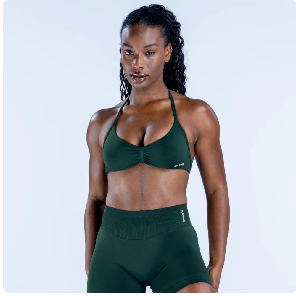 DFYNE Women's Green Sports Bra